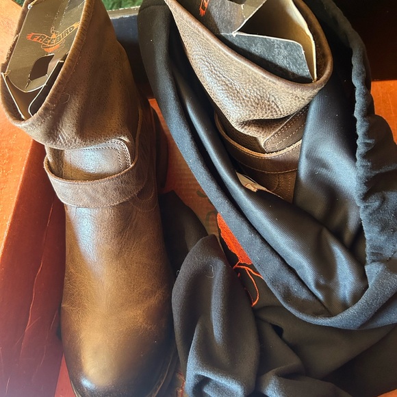 Freebird by Steven Charles Distressed Brown Leather Boots - Picture 1 of 11